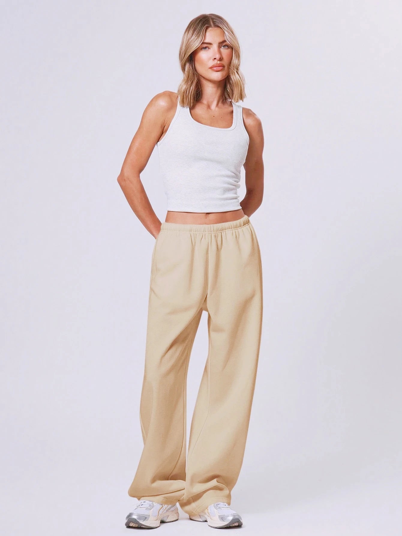 Women's fashionable loose straight-leg jogging pants, suitable for vacation, leisure running, new autumn and winter sports pants