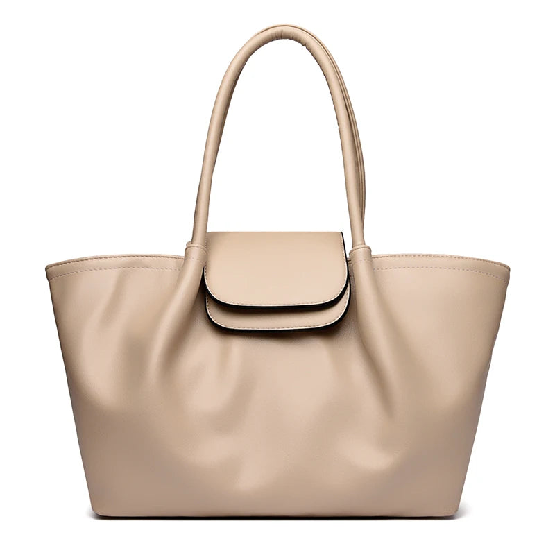 The new tote bag is a soft leather women's bag with a European and American style, featuring a simple design and large capacity