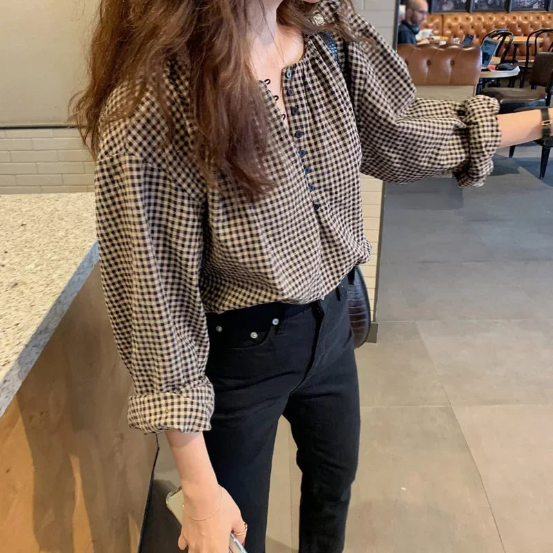 Blouses Women Button Fly Plaid Printed O-neck Shirts Womens Vintage Casual Loose Tops Chic Trendy Gentle Designer Retro Clothing