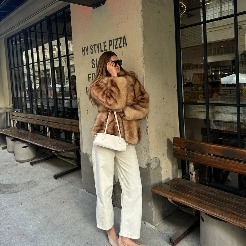 Street Faux Fur Women Coat Urban Full Sleeve Lapel Panelled Pocket Female Outwear 2025 Autumn Winter Elegant Lady Outwear