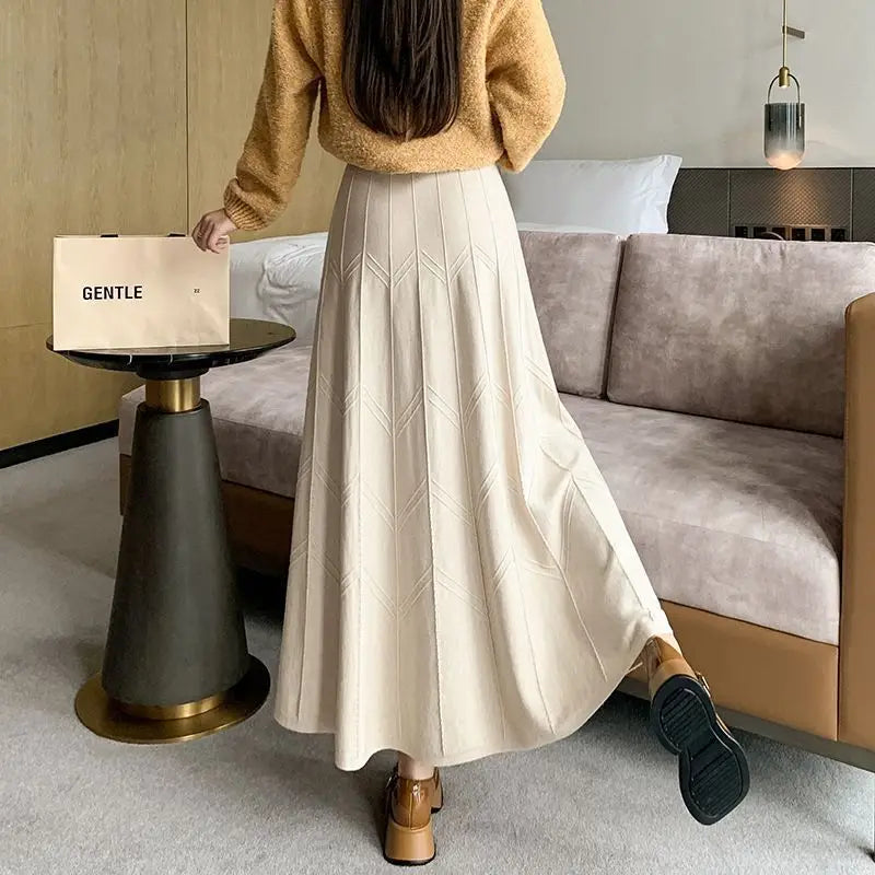 Knitted Midi Skirt for Women in Autumn and Winter, Black High Waisted A-line Yarn Large Swing Long Skirt Thickened To The Ankle