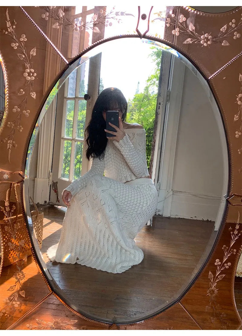 Women's Knitted Sweater Skirt Two-Piece Suit New Sexy Hollow Off-Neck Long Sleeve Sweater Skirt Suit
