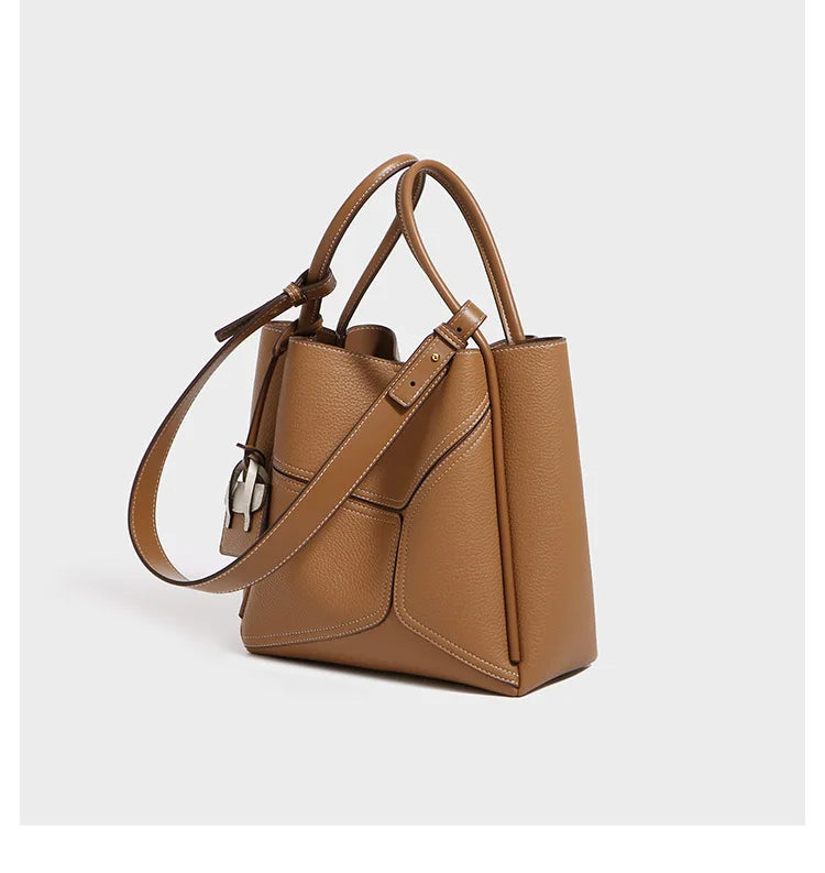 Tote bag autumn and winter new leather texture fashionable and versatile commuting large capacity large bag women's armpit bag