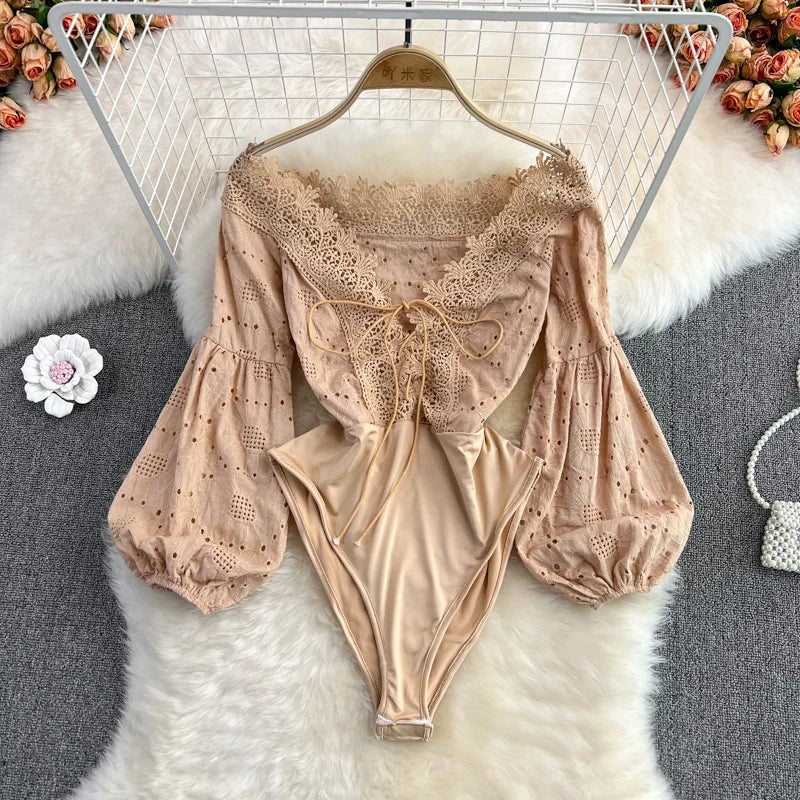 Women's Bodysuits 2025 Summer Autumn Ins Hollow Lace Spliced Lace-up V-neck Off Shoulder Lantern Sleeve Sexy Club Body Suits